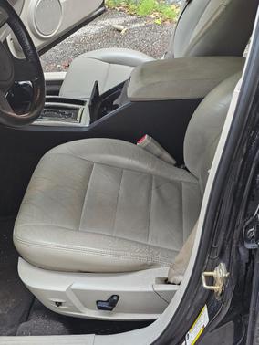 Black 2005 Dodge Magnum R/T