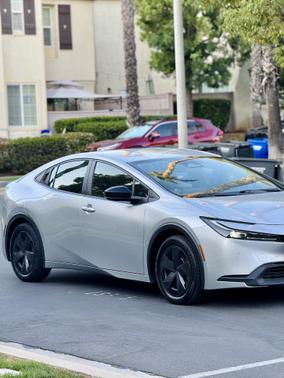 2023 Toyota Prius LE