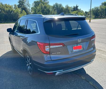 2022 Honda Pilot Touring 8-Passenger