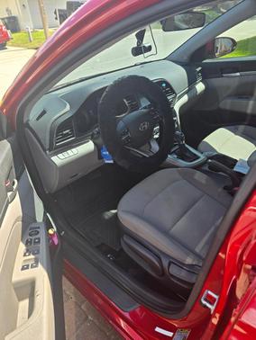Red 2020 Hyundai ELANTRA SEL
