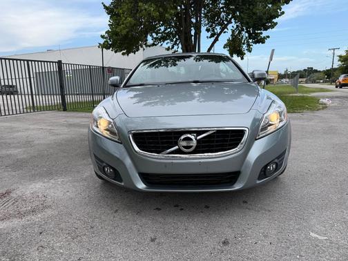 Silver 2011 Volvo C70 T5