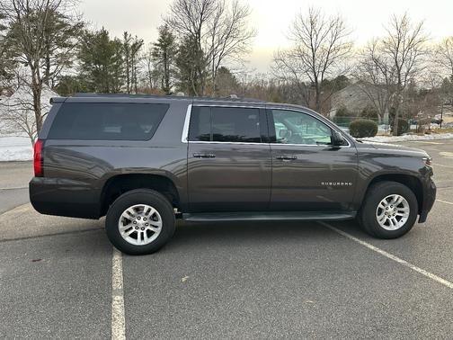 2017 Chevrolet Suburban LS