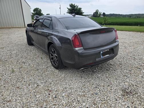 2018 Chrysler 300 S