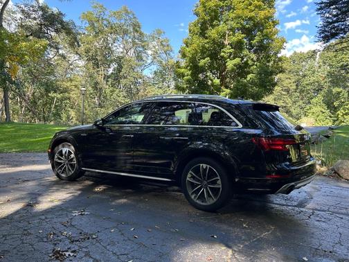 Black 2018 Audi A4 allroad 2.0T Premium