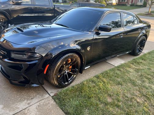Black 2020 Dodge Charger SRT Hellcat