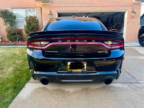 Black 2020 Dodge Charger SRT Hellcat