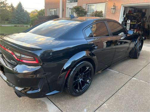Black 2020 Dodge Charger SRT Hellcat