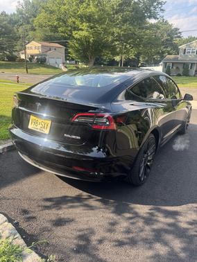 2023 Tesla Model 3 Performance