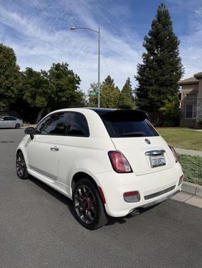White 2013 FIAT 500 Sport