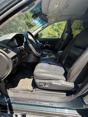 Green 2009 Volvo XC90 3.2
