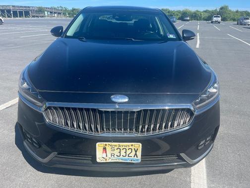 Blue 2017 Kia Cadenza Technology