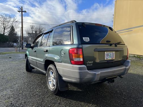 Photo 1 of 11 of 2003 Jeep Grand Cherokee Laredo