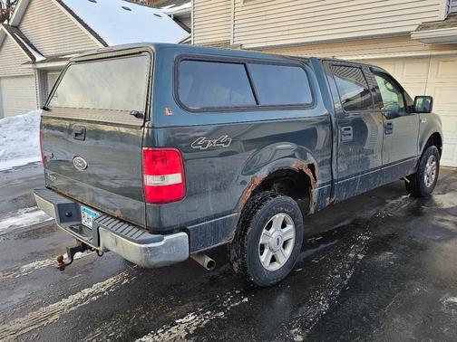 2004 Ford F-150 XLT SuperCrew