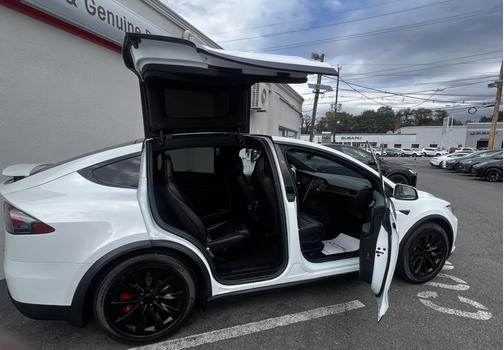 White 2018 Tesla Model X P100D