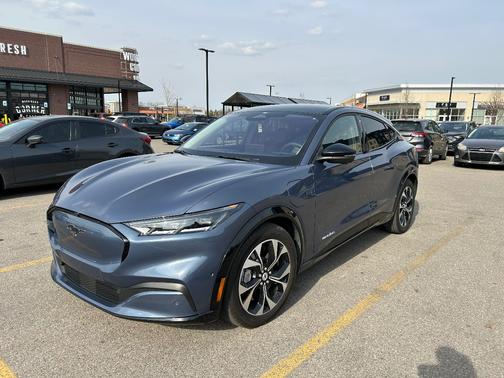 2021 Ford Mustang Mach-E Premium