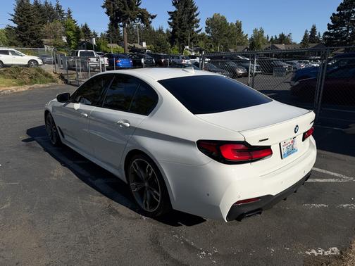 White 2021 BMW M550 i xDrive