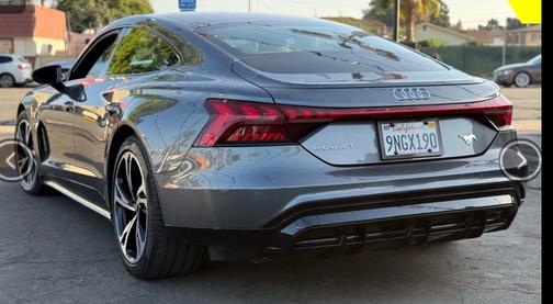 2022 Audi e-tron GT Premium Plus