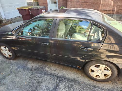 2004 Chevrolet Malibu LT