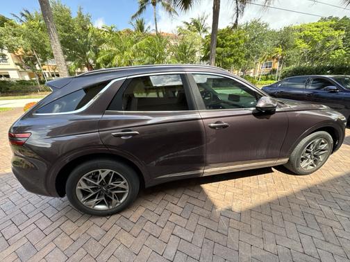 Purple 2022 Genesis GV70 2.5T