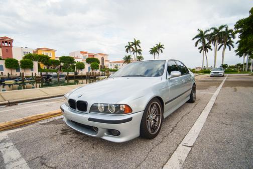 2000 BMW M5 Base