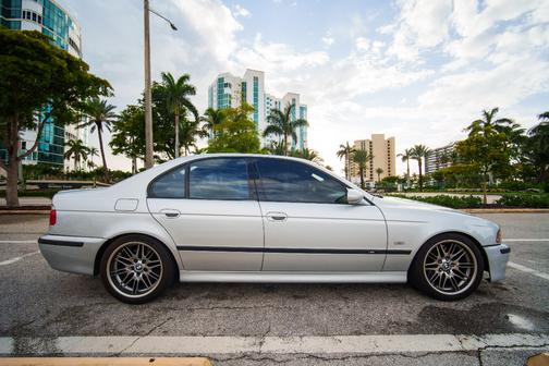 2000 BMW M5 Base