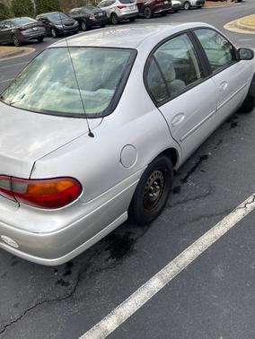 2004 Chevrolet Classic Base