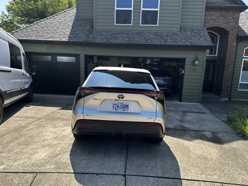 2024 Toyota bZ4X XLE