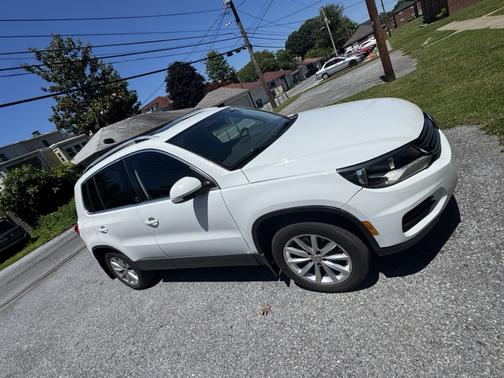 White 2017 Volkswagen Tiguan 2.0T Wolfsburg Edition