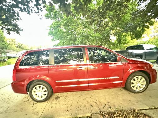 Red 2015 Chrysler Town & Country Touring