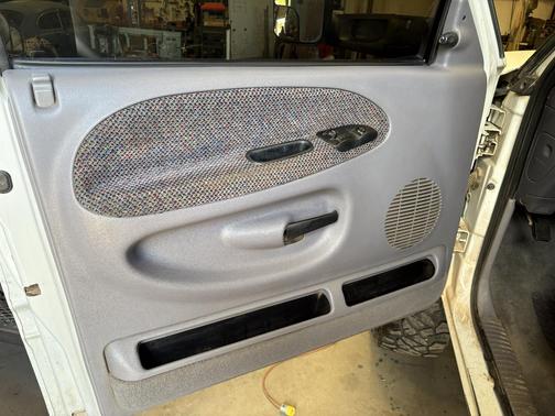 White 2002 Dodge Ram 2500 Quad Cab