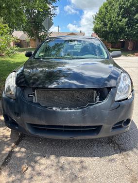 Black 2012 Nissan Altima 2.5 S