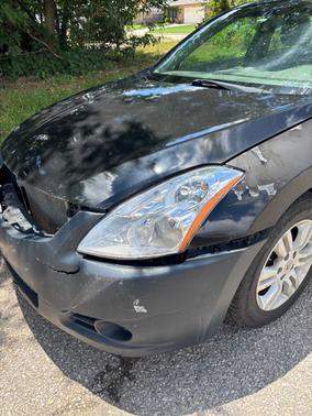 Black 2012 Nissan Altima 2.5 S