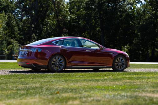 2012 Tesla Model S Signature