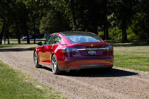 2012 Tesla Model S Signature