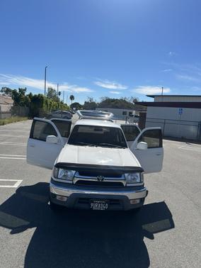 White 2002 Toyota 4Runner SR5