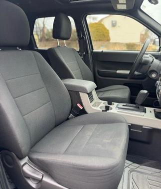 2011 Ford Escape XLS