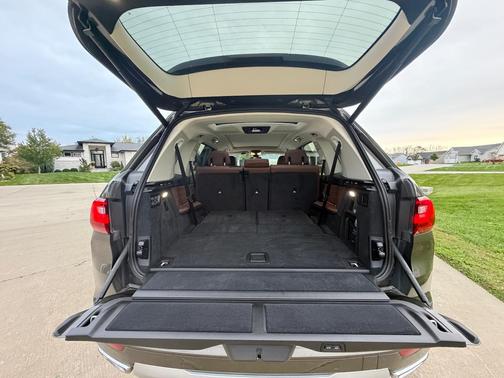 Green 2020 BMW X7 xDrive40i