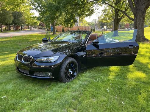 Black 2007 BMW 335 i