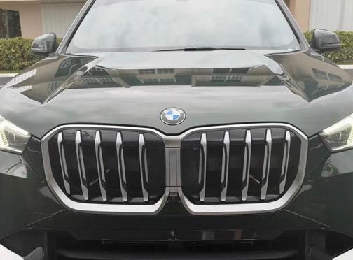 Green 2025 BMW X1 xDrive 28i