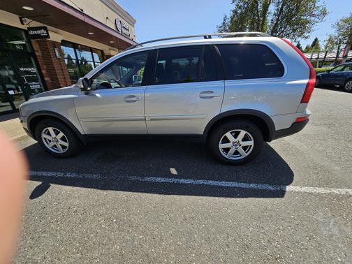Silver 2007 Volvo XC90 3.2