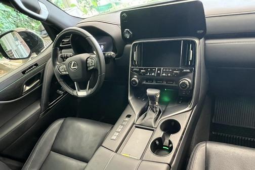 2024 Lexus LX 600 Luxury