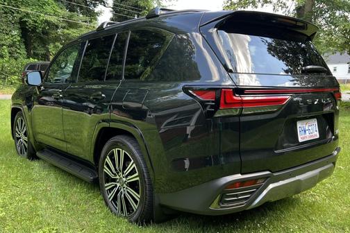 2024 Lexus LX 600 Luxury