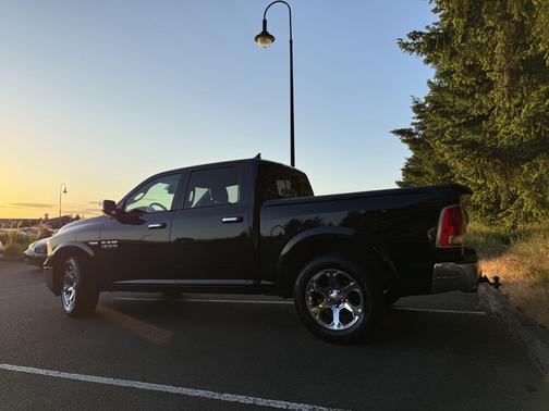 2014 RAM 1500 Laramie
