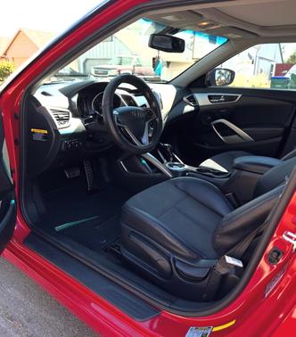 Red 2015 Hyundai Veloster Base