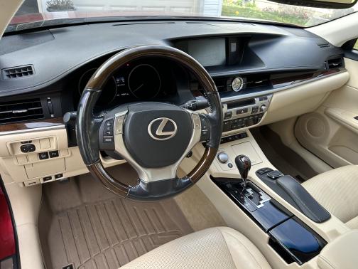 2015 Lexus ES 350 Crafted Line