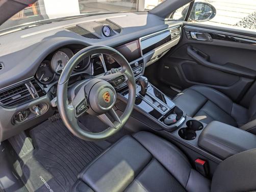 Gray 2023 Porsche Macan Macan S