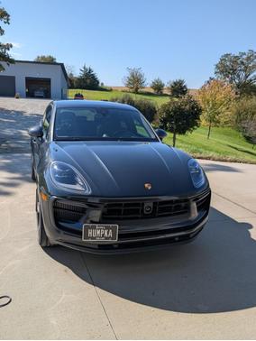 Gray 2023 Porsche Macan Macan S