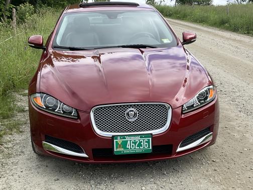 2012 Jaguar XF Base