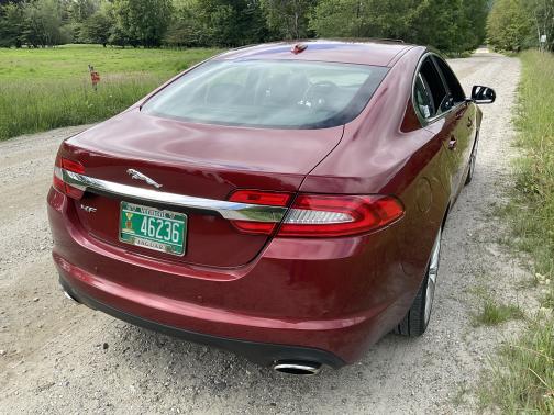 2012 Jaguar XF Base