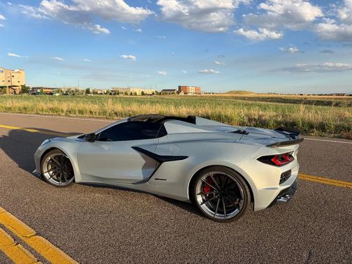 Silver 2024 Chevrolet Corvette E-Ray 3LZ